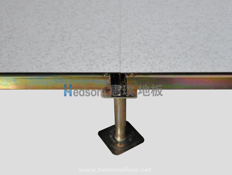 1617863154711947.jpg 02-全鋼無(wú)邊地板4.jpg